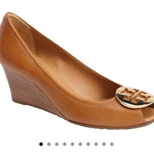 Tory Burch Brown Sally Peep Toe Wedges | Size 8.5
